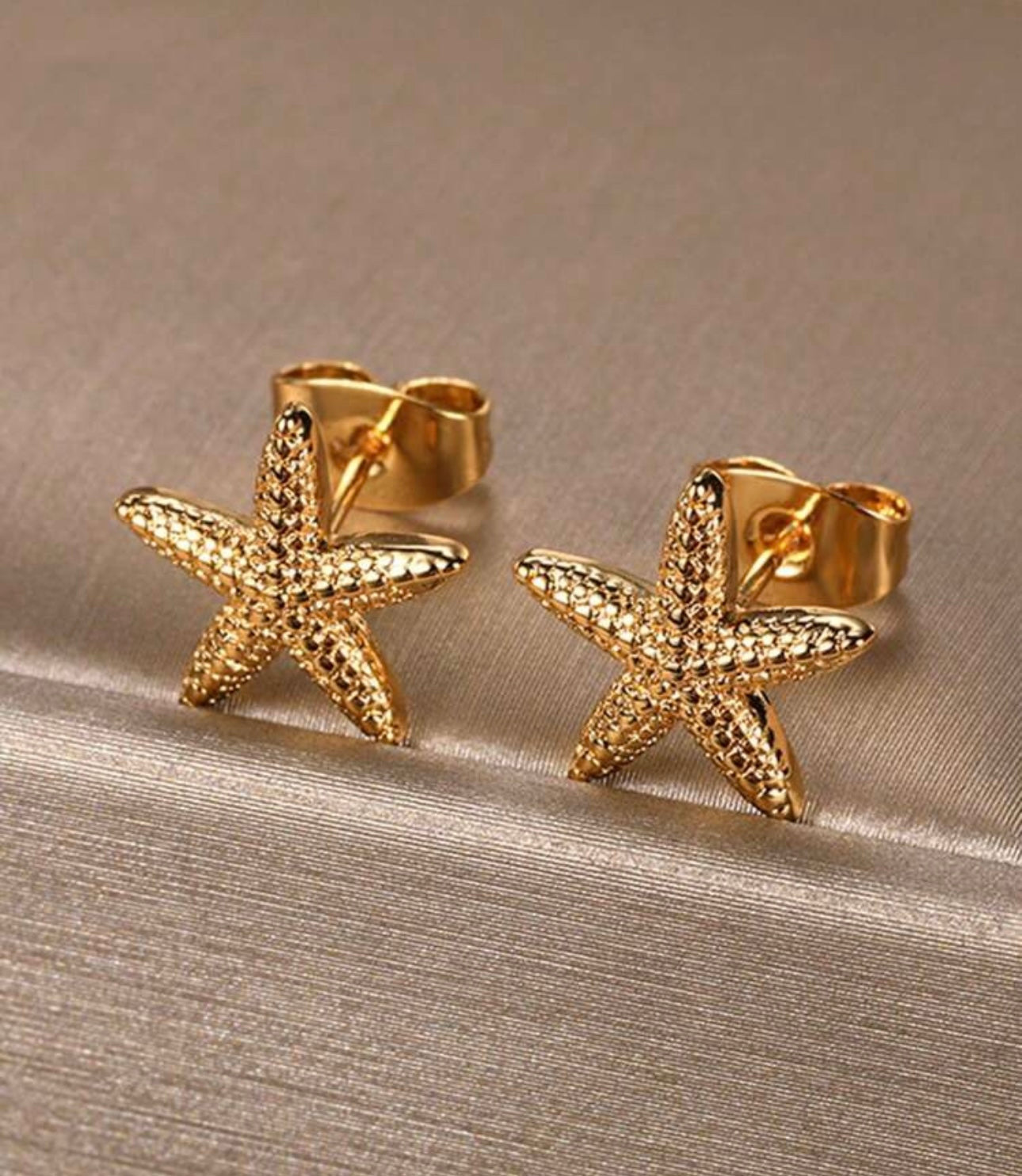 Charming Starfish Stud Earrings